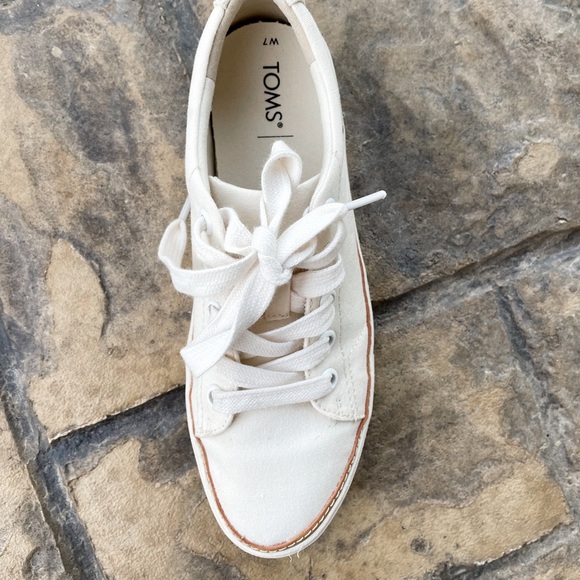 Toms Alex Sneaker size 7 - Picture 2 of 3